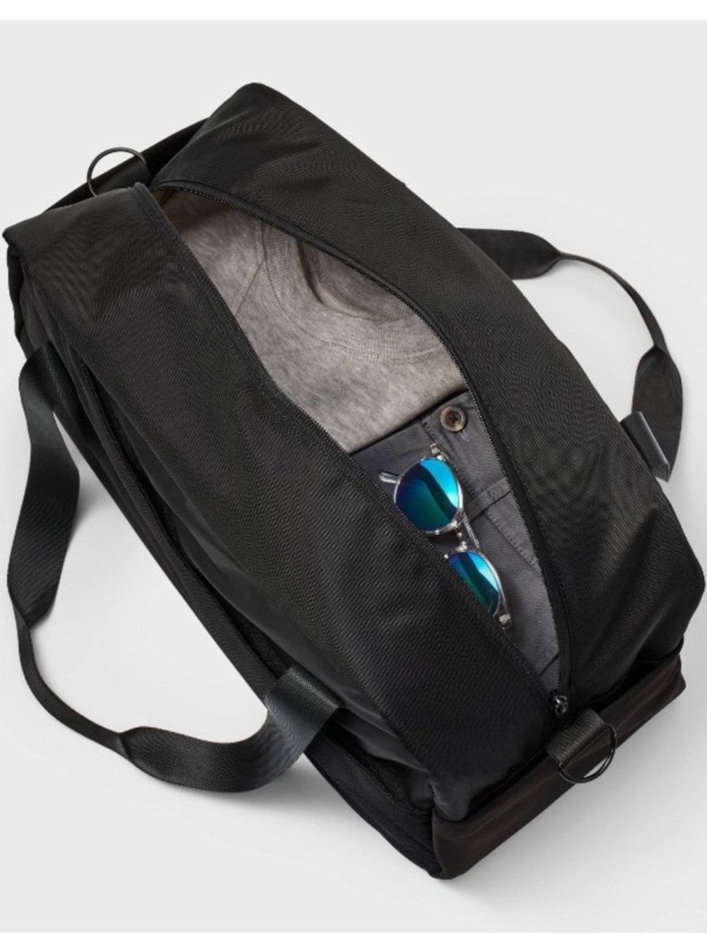ALL IN MOTION NWT Sporty 20" Duffel Bag -black - Picture 3 of 10